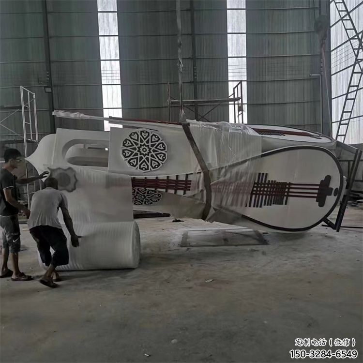 烤漆琵琶雕塑 鋼管樂器雕塑 室內(nèi)音樂雕塑 烤漆琵琶雕塑 鋼管樂器雕塑 室內(nèi)音樂雕塑