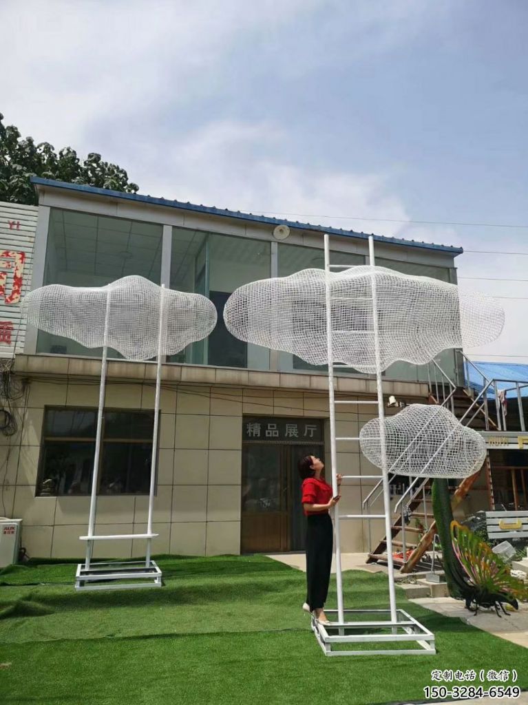 現代云梯雕塑 大型別墅區梯子雕塑 彩繪云朵雕塑 現代云梯雕塑 大型別墅區梯子雕塑 彩繪云朵雕塑