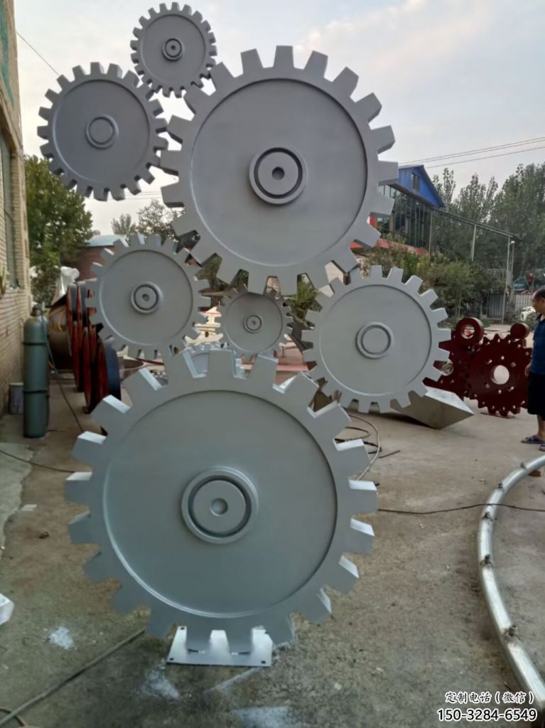 大型齒輪雕塑 鍛造發(fā)光工業(yè)雕塑 房地產(chǎn)機械雕塑