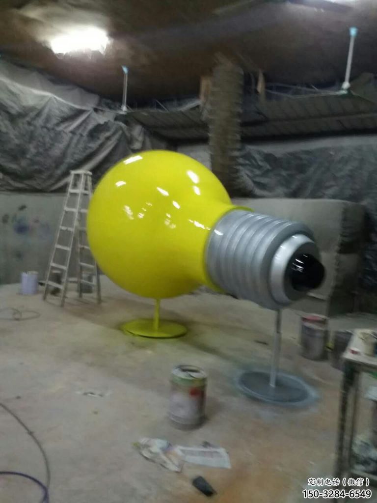 仿真燈泡雕塑 電鍍現代燈具主題 部隊電燈泡雕塑 仿真燈泡雕塑 電鍍現代燈具主題 部隊電燈泡雕塑