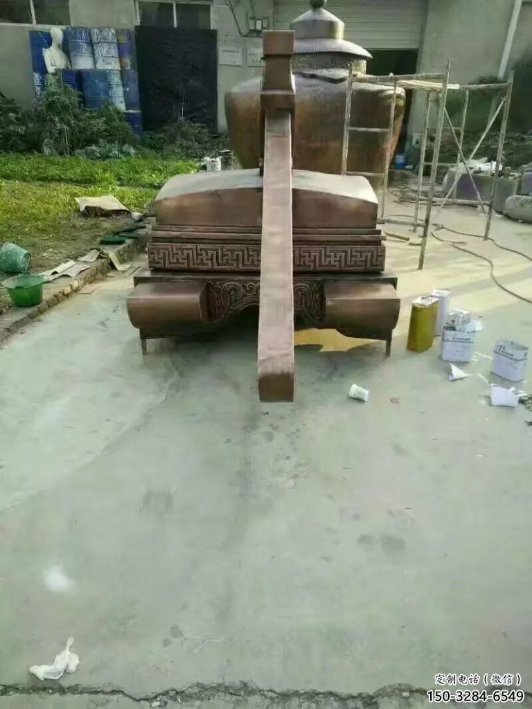 大型錘子雕塑 歐式步行街法治雕塑 彩繪法錘雕塑 大型錘子雕塑 歐式步行街法治雕塑 彩繪法錘雕塑