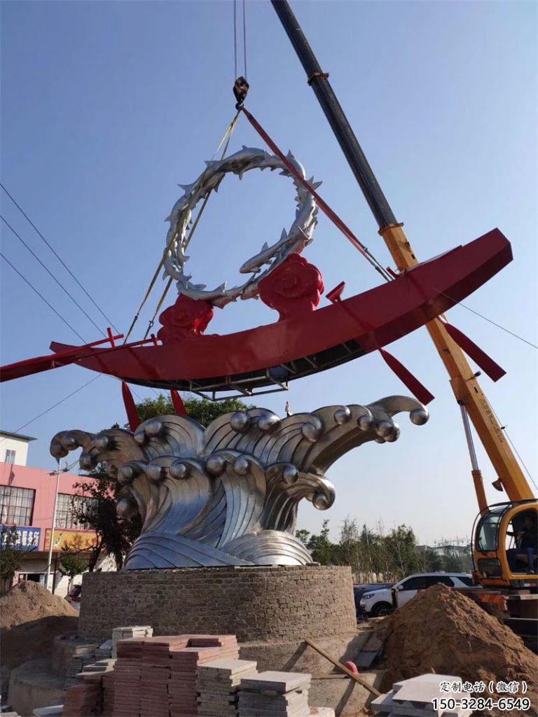 大型商場龍舟雕塑 仿真劃槳雕塑 鏡面競賽雕塑 大型商場龍舟雕塑 仿真劃槳雕塑 鏡面競賽雕塑