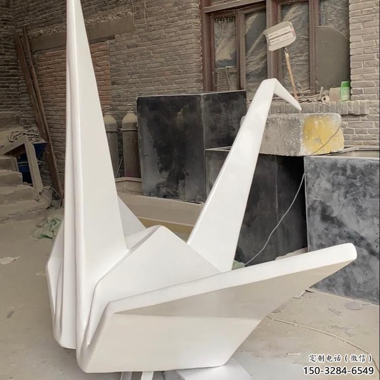 步行街千紙鶴雕塑 游樂場折紙風格 鑄造鶴鳥雕塑 步行街千紙鶴雕塑 游樂場折紙風格 鑄造鶴鳥雕塑