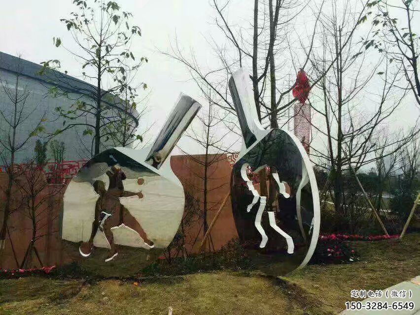噴漆球拍雕塑 中式村口網球拍雕塑 草地體育雕塑 噴漆球拍雕塑 中式村口網球拍雕塑 草地體育雕塑