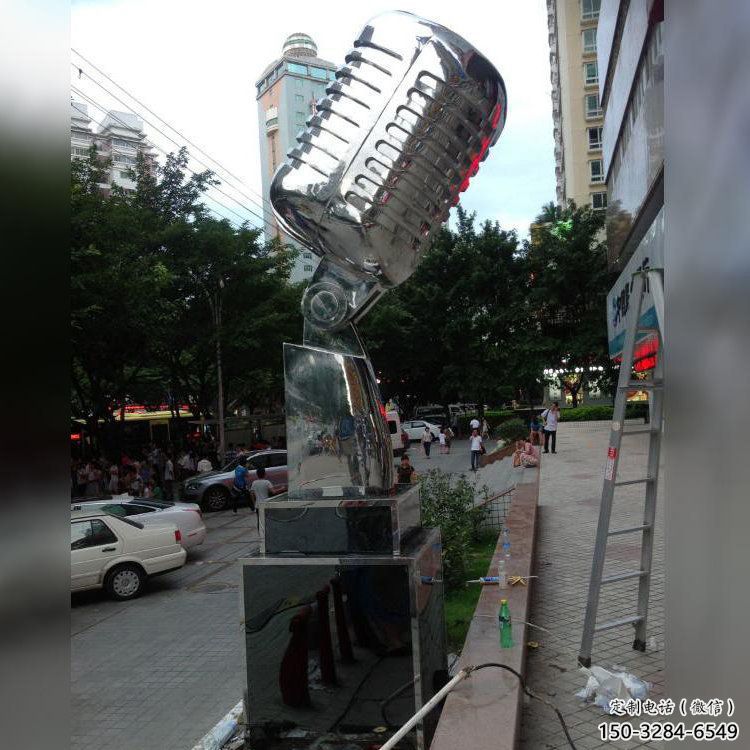 公園麥克風(fēng)雕塑 戶外音樂雕塑 抽象話筒雕塑 公園麥克風(fēng)雕塑 戶外音樂雕塑 抽象話筒雕塑