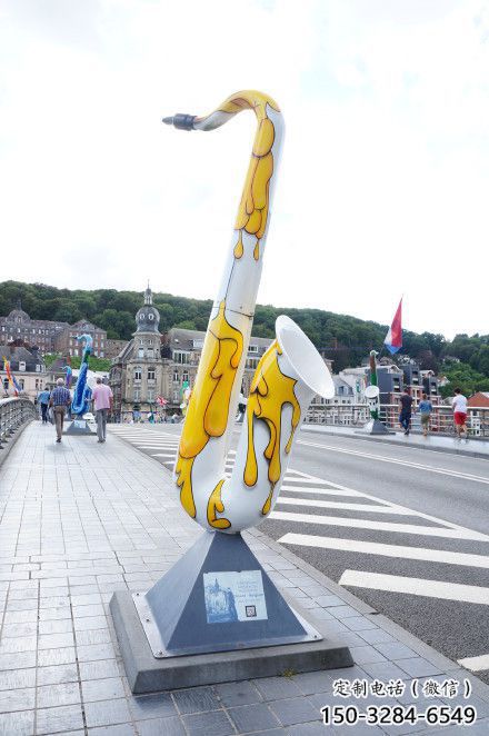 大型商場薩克斯雕塑 仿真樂器雕塑 鏡面西方樂隊雕塑 大型商場薩克斯雕塑 仿真樂器雕塑 鏡面西方樂隊雕塑