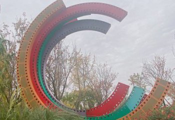 別墅區(qū)膠卷雕塑 大型別墅區(qū)膠片雕塑 剪影雕塑