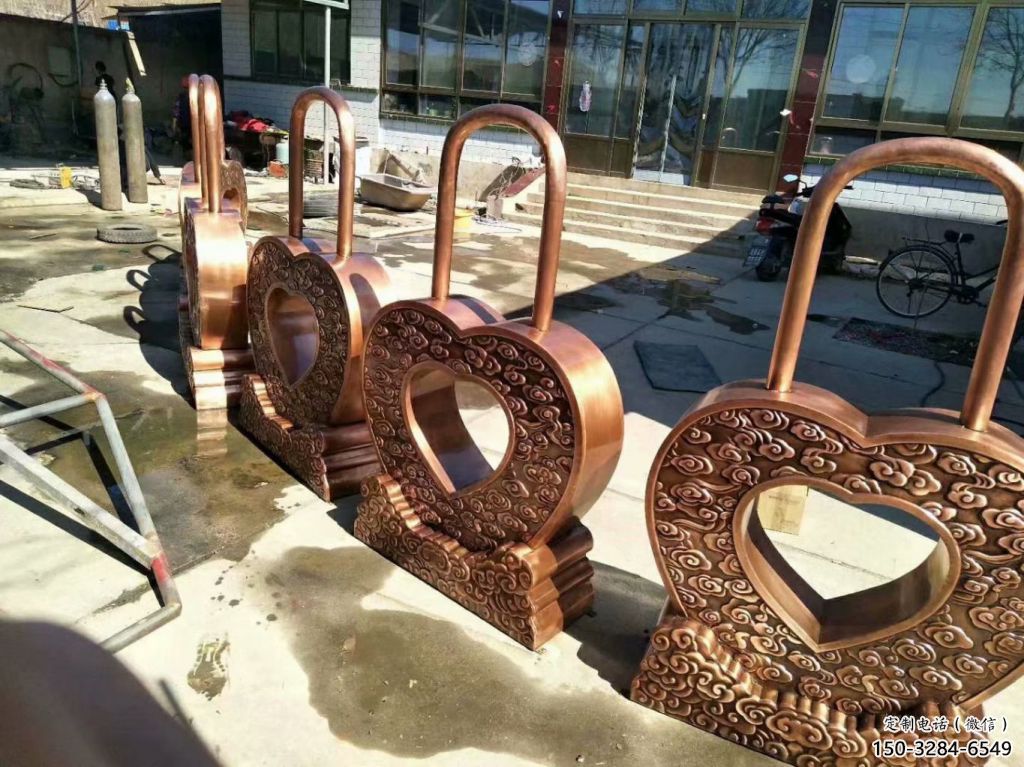 別墅區(qū)鎖子雕塑 大型別墅區(qū)雕塑 剪影同心鎖雕塑 別墅區(qū)鎖子雕塑 大型別墅區(qū)雕塑 剪影同心鎖雕塑