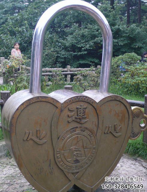 中式鎖子雕塑 啞光同心鎖雕塑 游樂場雕塑 中式鎖子雕塑 啞光同心鎖雕塑 游樂場雕塑