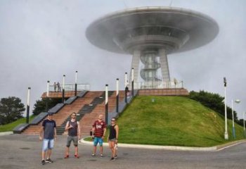 房地產(chǎn)飛碟雕塑廠家 現(xiàn)代飛船雕塑 幾何宇宙雕塑