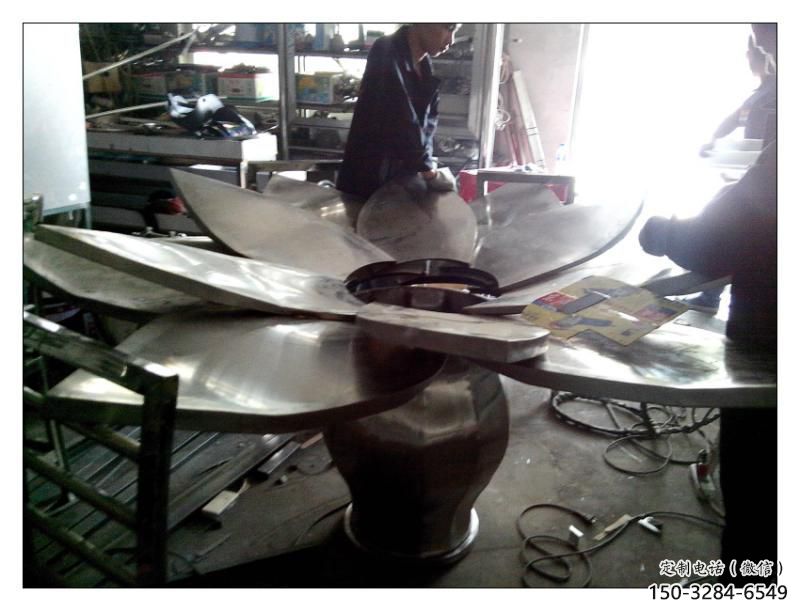 鏤空蓮花雕塑 噴水園林水蓮花雕塑 住宅小區花卉雕塑