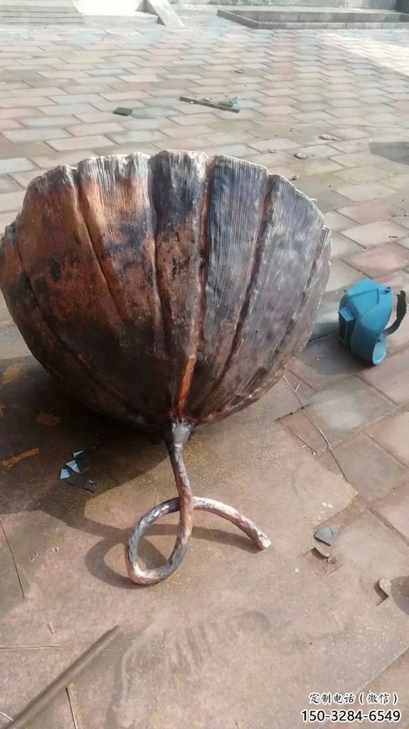 異形蓮蓬雕塑 現代校園雕塑 校園植物雕塑 異形蓮蓬雕塑 現代校園雕塑 校園植物雕塑