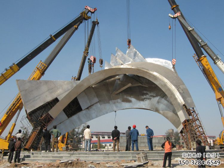 城市大門雕塑，不銹鋼材質制作，地標文化標識