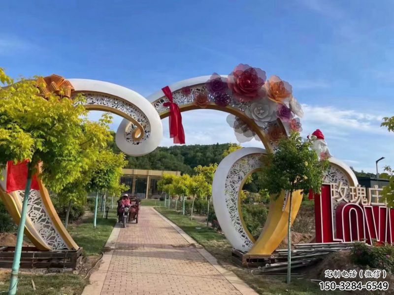 心形大門雕塑，創(chuàng)意設(shè)計(jì)，戶外不銹鋼拱門雕塑