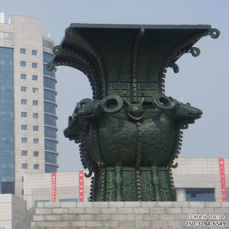 廣場四羊方尊銅雕塑 廣場四羊方尊銅雕塑