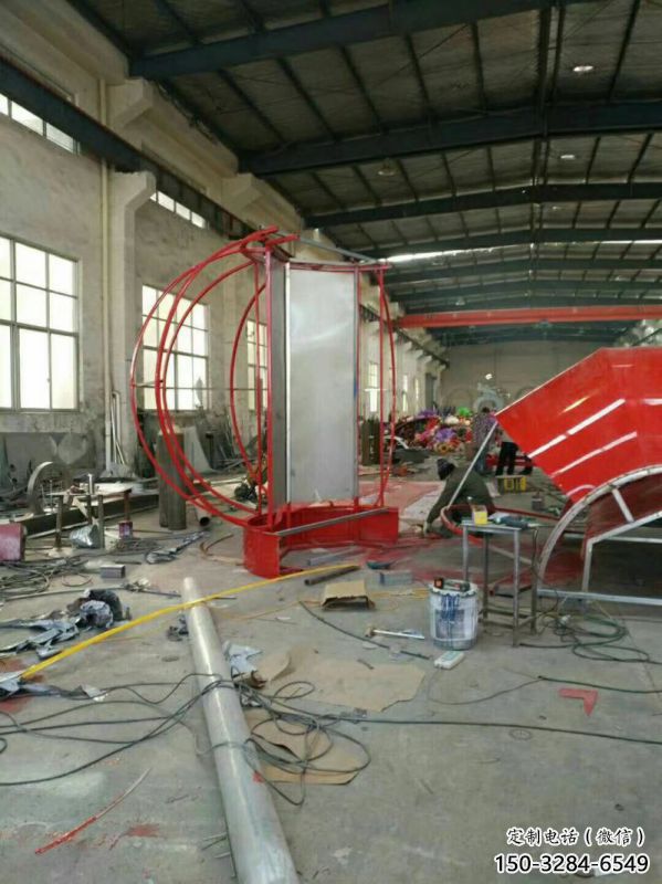 花籃雕塑優(yōu)選，室外雕塑，彩繪月季花花籃雕塑優(yōu)選