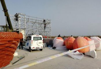 桃子景觀雕塑批發，街頭藝術，桃子果籃雕塑展品