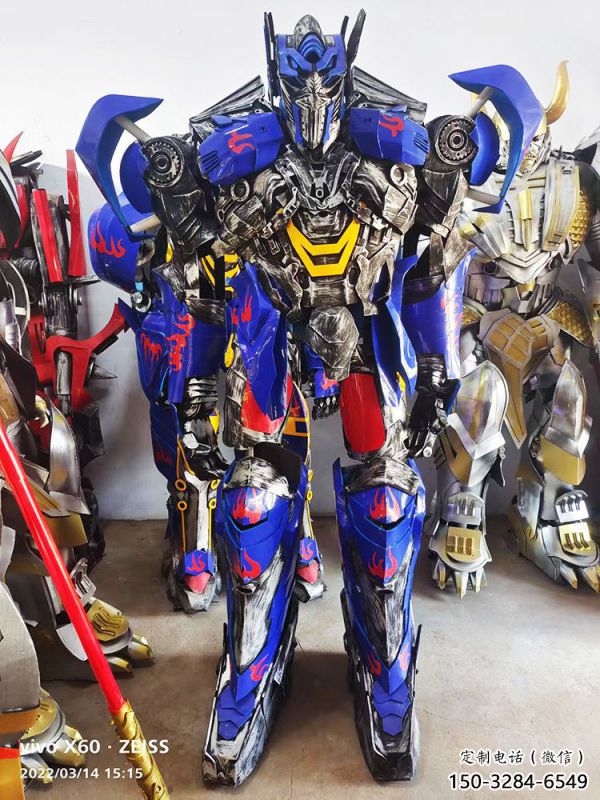 騎士版擎天柱雕塑 騎士版擎天柱雕塑