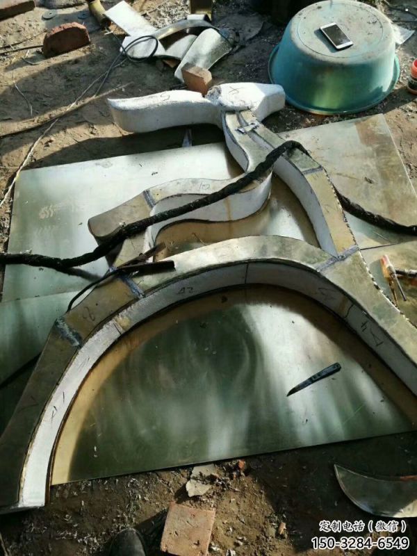 門口小鹿雕塑供應,多彩藝術,別墅抽象銅鹿雕塑供求 門口小鹿雕塑供應,多彩藝術,別墅抽象銅鹿雕塑供求