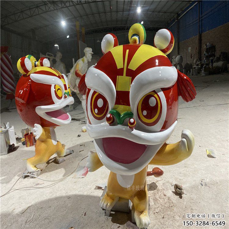 玻璃鋼卡通獅子雕塑制作，動(dòng)漫藝術(shù)效果