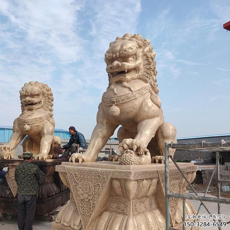 黃銅獅子雕塑常用,動物組合,大型鑄銅蹲獅雕塑定價 黃銅獅子雕塑常用,動物組合,大型鑄銅蹲獅雕塑定價