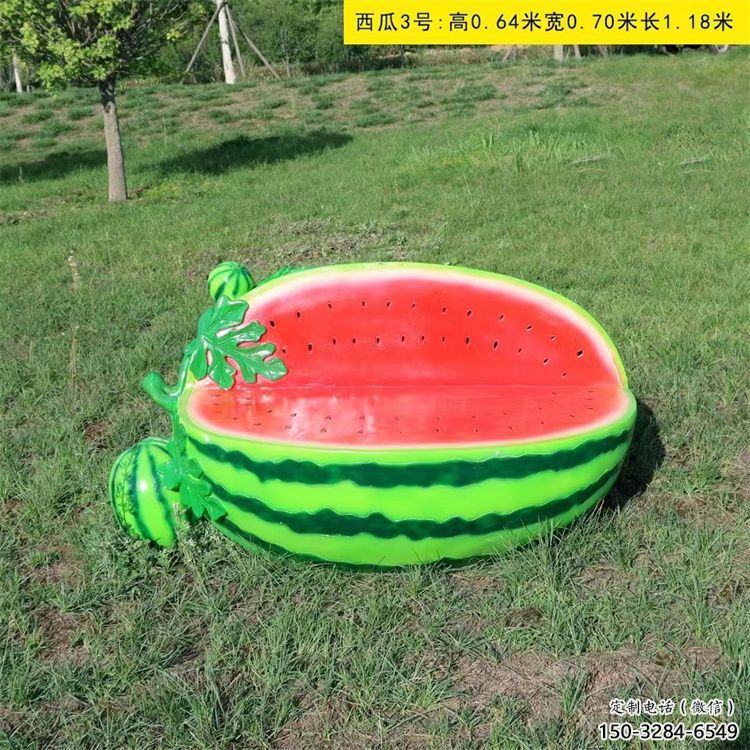 西瓜坐凳雕塑，仿真景觀雕塑，抽象效果