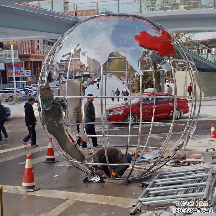 地球儀雕塑供需,標(biāo)識雕塑,鏡面地球儀雕塑制造商 地球儀雕塑供需,標(biāo)識雕塑,鏡面地球儀雕塑制造商