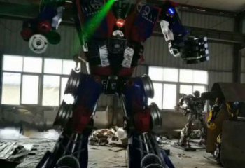 選用發聲機器人雕塑