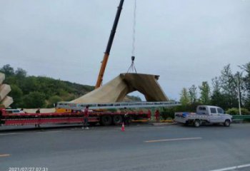 城市景觀握手雕塑安裝，不銹鋼標識雕塑