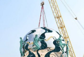 地球雕塑優(yōu)選，陸地擺件，地球天使雕塑制作廠家