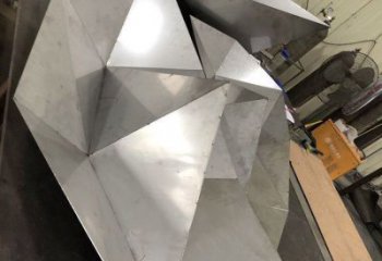 紙船雕塑優選，白鋼構件，鋼結構折紙船雕塑供給