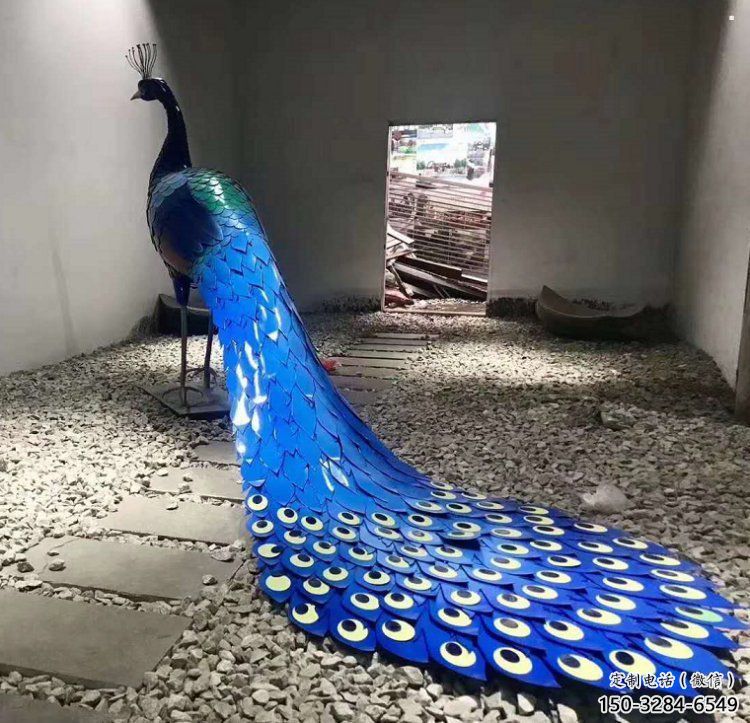 孔雀雕塑精選，露天雕塑，不銹鋼烤漆孔雀雕塑廠家