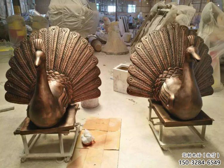 孔雀雕塑制造，廣場(chǎng)雕塑，制造銅孔雀雕塑廠家