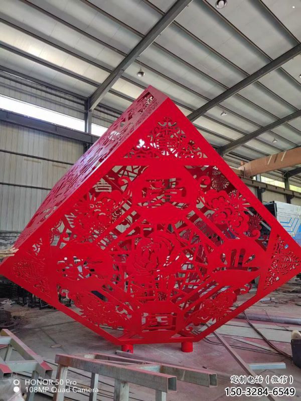 立方體雕塑標(biāo)準(zhǔn),廣場(chǎng)系列,戶外鏤空立方體雕塑指用 立方體雕塑標(biāo)準(zhǔn),廣場(chǎng)系列,戶外鏤空立方體雕塑指用