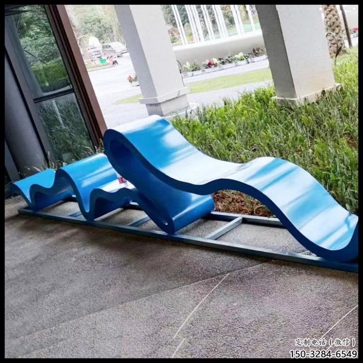 抽象造型坐凳雕塑,不銹鋼烤漆工藝效果 抽象造型坐凳雕塑,不銹鋼烤漆工藝效果