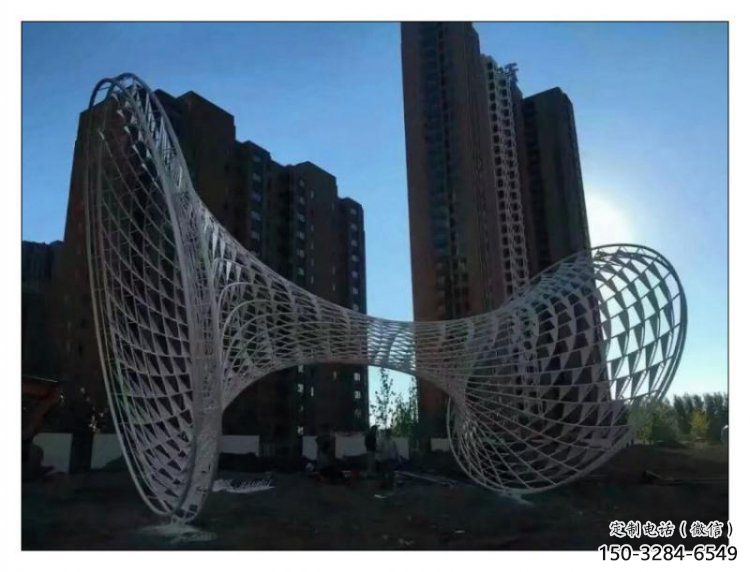 花瓶雕塑制造,歐式風格,鏤空花瓶雕塑廠家供給 花瓶雕塑制造,歐式風格,鏤空花瓶雕塑廠家供給