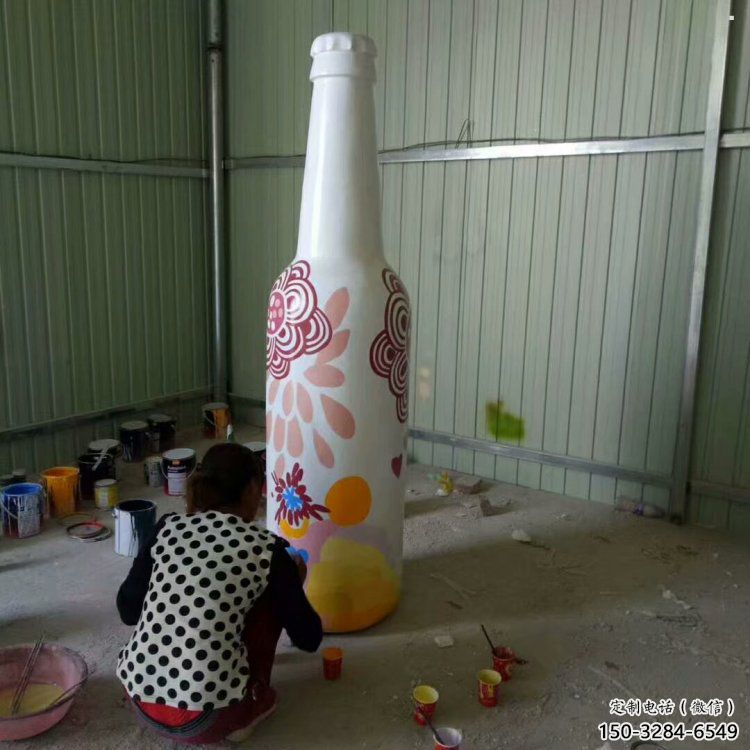 酒瓶雕塑 酒瓶雕塑