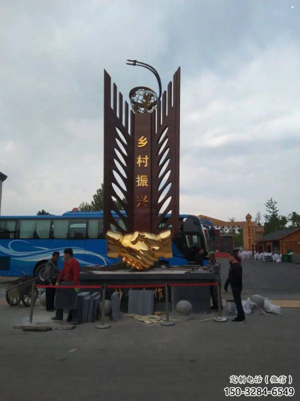 握手雕塑服務商，街景小品，點擊不銹鋼握手雕塑廠家