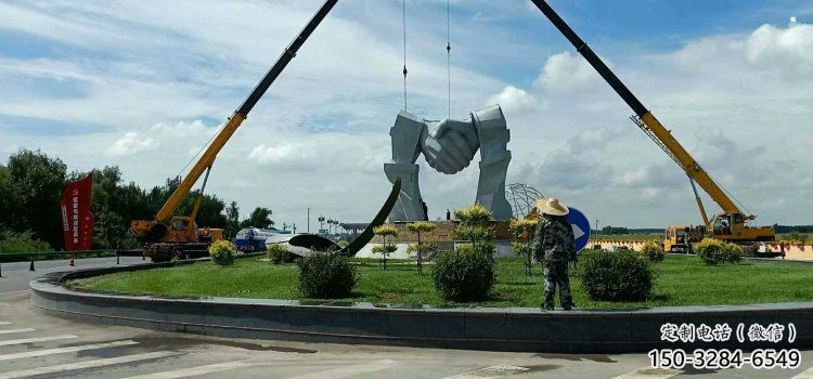 現代握手雕塑制作,景區案例,景觀不銹鋼握手雕塑定做 現代握手雕塑制作,景區案例,景觀不銹鋼握手雕塑定做