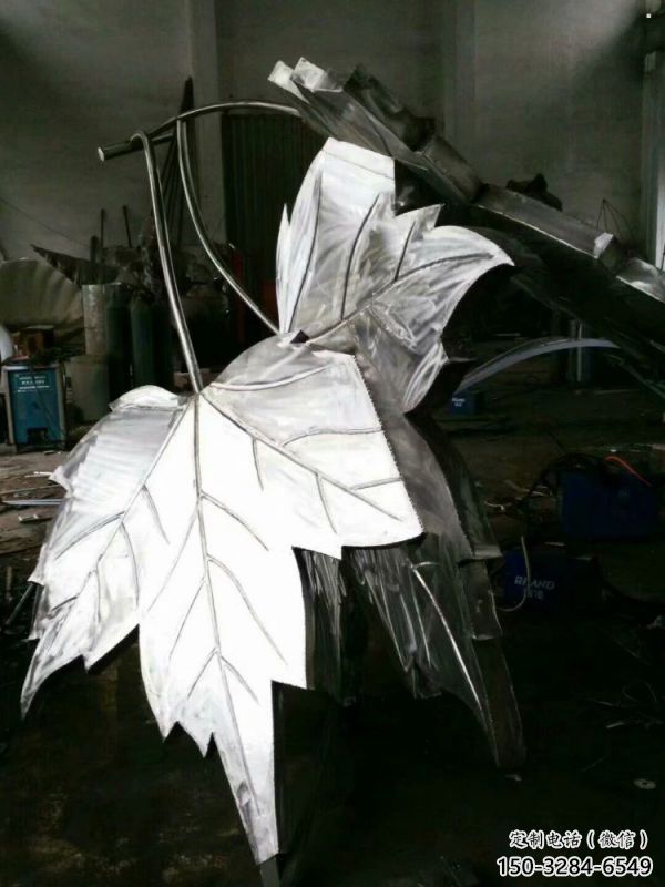 楓葉雕塑供應，美陳雕塑，不銹鋼楓葉雕塑生產廠家