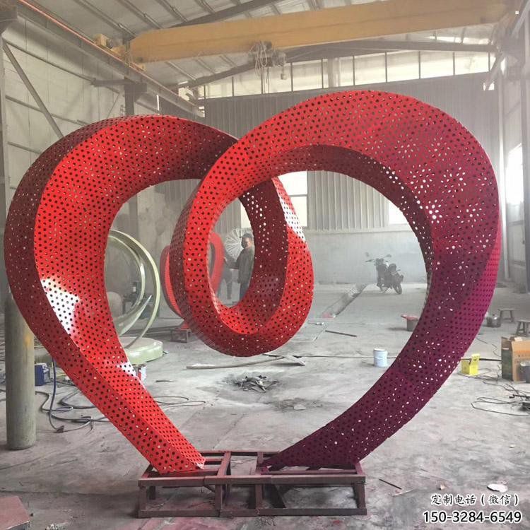 酒店愛(ài)心雕塑