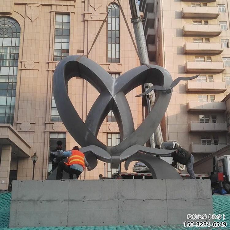 景觀心形雕塑選定,美陳雕塑,現代鏡面心形雕塑優選 景觀心形雕塑選定,美陳雕塑,現代鏡面心形雕塑優選