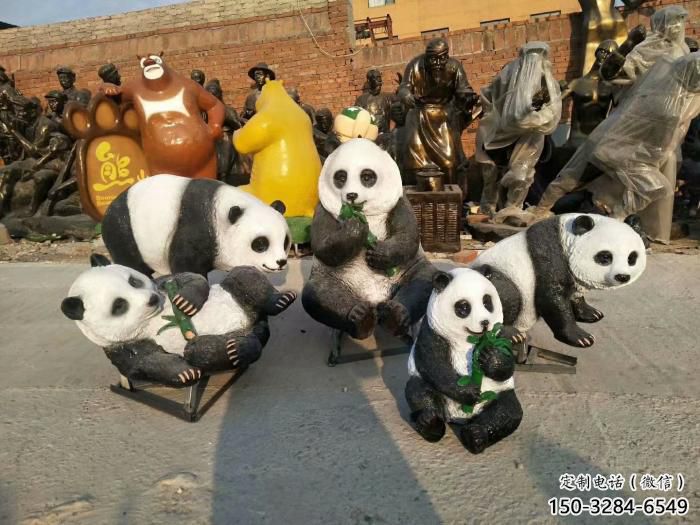 景觀熊貓雕塑選定,美陳雕塑,現代藝術彩繪熊貓雕塑廠家 景觀熊貓雕塑選定,美陳雕塑,現代藝術彩繪熊貓雕塑廠家