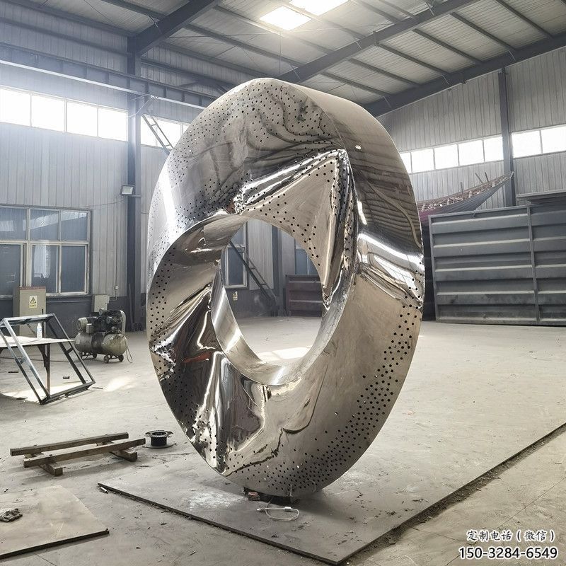 鈦金圓圈雕塑制造,廣場雕塑,制造不銹鋼圓圈雕塑批發 鈦金圓圈雕塑制造,廣場雕塑,制造不銹鋼圓圈雕塑批發