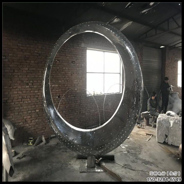 月亮雕塑提供，美陳雕塑，不銹鋼月亮雕塑制作承接