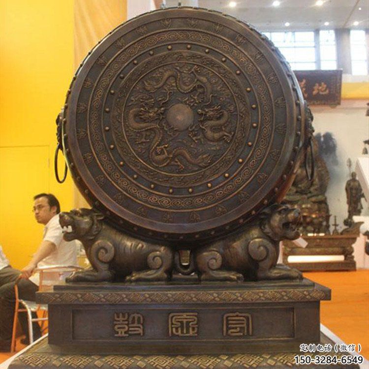 中式銅鼓雕塑定價,街頭雕塑,銅鼓雕塑工程制作精選 中式銅鼓雕塑定價,街頭雕塑,銅鼓雕塑工程制作精選
