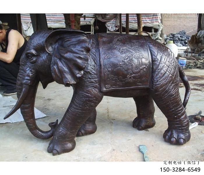鹽池庭院大象雕塑定做，廣場雕塑，室外銅大象雕塑提供
