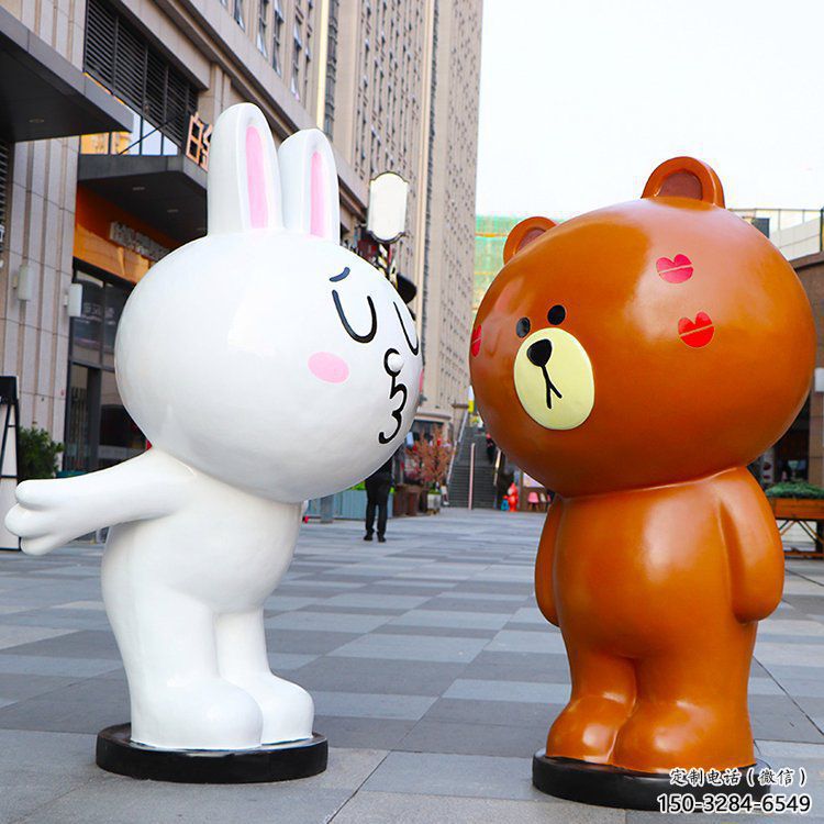 泰安步行街布朗熊雕塑,玻璃鋼動(dòng)物雕塑,卡通方式 泰安步行街布朗熊雕塑,玻璃鋼動(dòng)物雕塑,卡通方式
