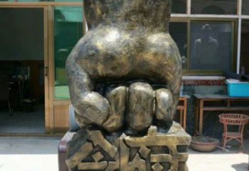 攀枝花握拳雕塑訂做，歐式風格，玻璃鋼握拳雕塑廠家選定