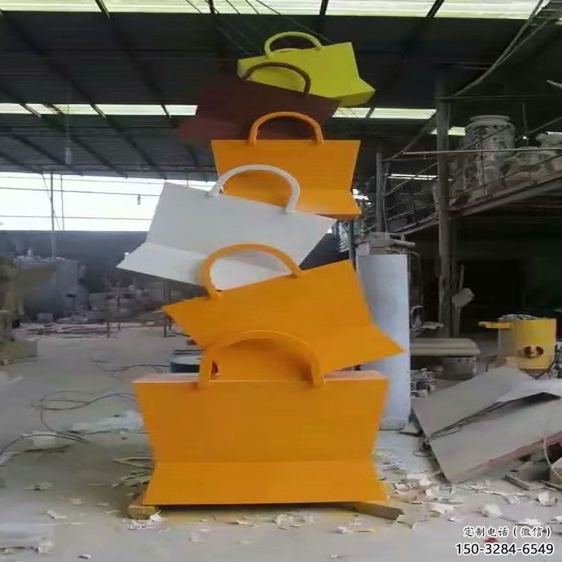 江北烤漆挎包雕塑制造商,室外軟裝,景觀挎包雕塑制作 江北烤漆挎包雕塑制造商,室外軟裝,景觀挎包雕塑制作